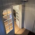 Hus I Sentrum Med Rolige Omgivelser, Gangavstand Til 