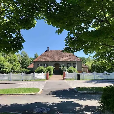 Stort Hus I Sentrum Med Gangavstand Til 