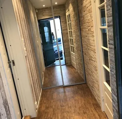 Apartamento Stort Hus I Sentrum Med Gangavstand Til 