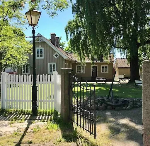 Stort Hus I Sentrum Med Gangavstand Til 