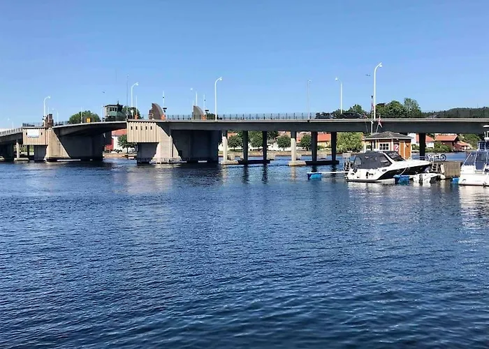 Stort Hus I Sentrum Med Gangavstand Til 