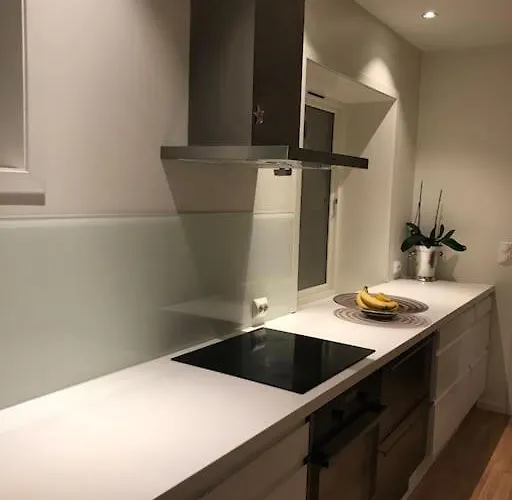 アパート Stort Hus I Sentrum Med Gangavstand Til 